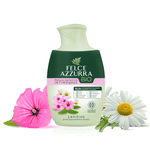 Dung dịch vệ sinh phụ nữ hữu cơ Felce Azzurra Bio Ý hương hoa cúc la mã và cẩm quỳ độ pH 4.5 - 250ml