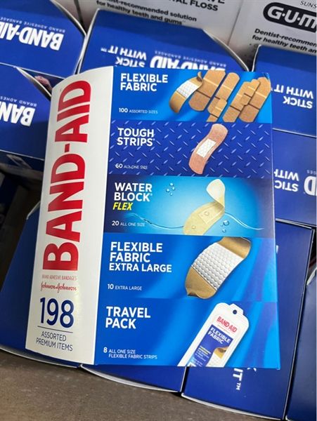  Băng cá nhân Band-Aid 198 miếng 