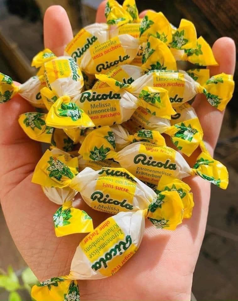  Kẹo ngậm trị ho Ricola Thảo Dược Sugar Free 105 viên 