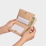 Ví Yuumy ( Thời trang nữ xinh xắn kéo khóa cách điệu - Ví da Seasand YV97K ) - Kem 