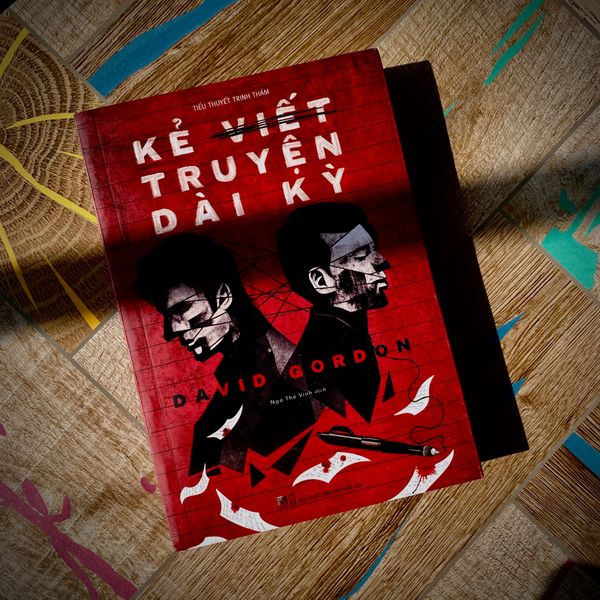 Sách Trinh Thám, Tiểu thuyết trinh thám kinh dị - Kẻ Viết Truyện Dài Kỳ