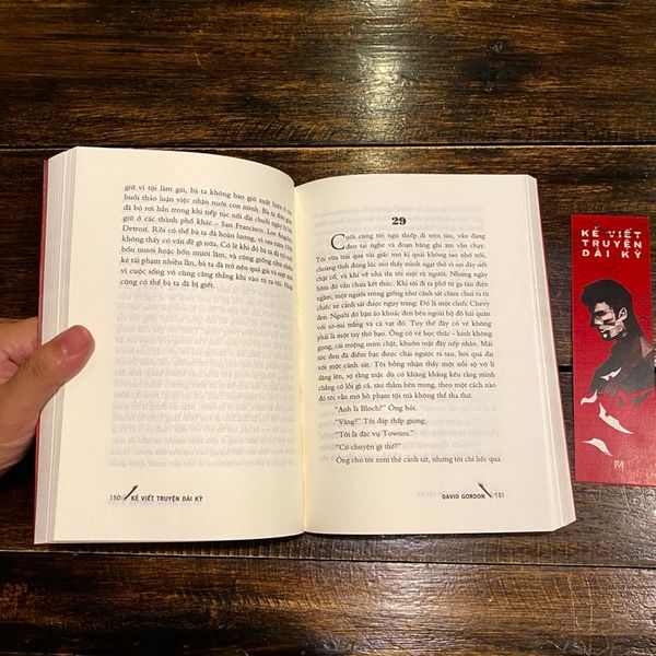 Sách Trinh Thám, Tiểu thuyết trinh thám kinh dị - Kẻ Viết Truyện Dài Kỳ