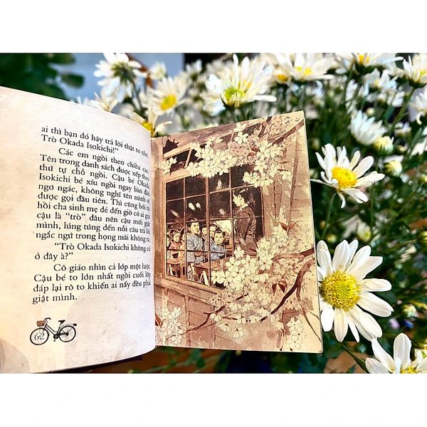 Sách văn học kinh điển, Tiểu thuyết văn học Hai Mươi Tư Con Mắt - Bản Vi Quyển Lụa Tơ Tằm - Phúc Minh Books