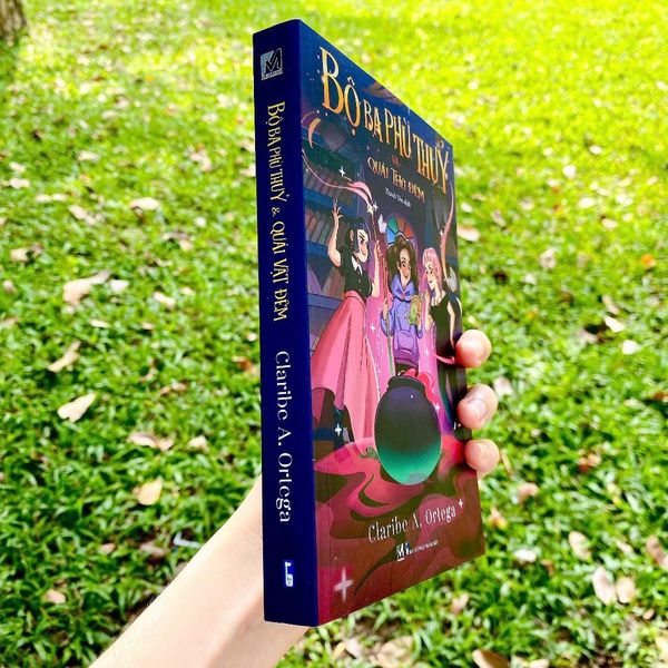 Sách Truyện Fantacy - Bộ Ba Phù Thủy Và Quái Thú Đêm - Phúc Minh Books