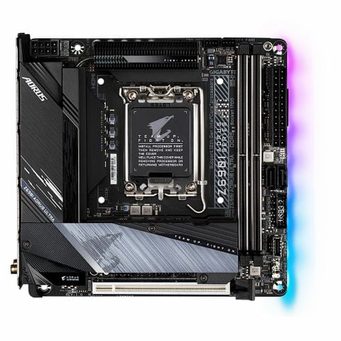  GIGABYTE Z690I AORUS ULTRA PLUS DDR5 