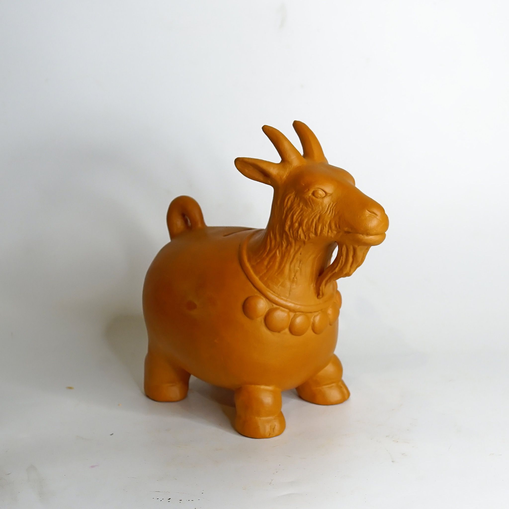  Ống Heo Tiết Kiệm - Con Dê - OHTK26 