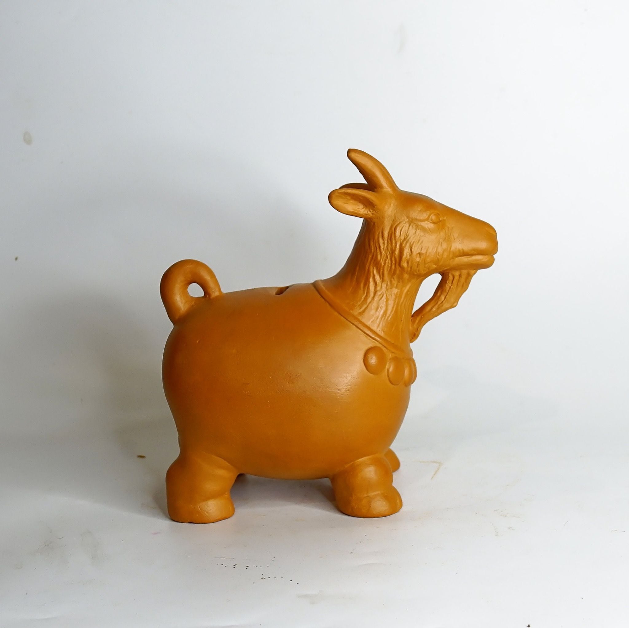  Ống Heo Tiết Kiệm - Con Dê - OHTK26 