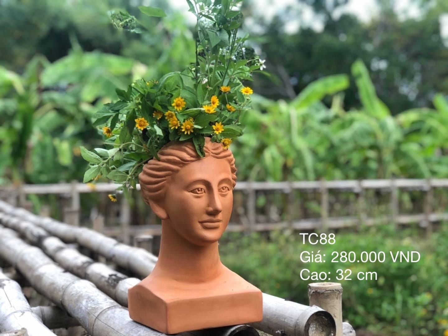  Chậu Trồng Cây Đất Nung Cô Gái - TC88 