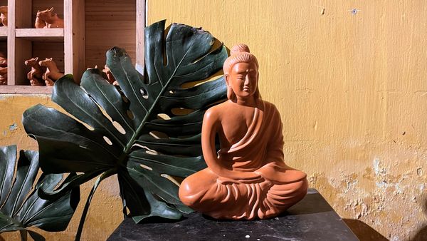  Tượng Phật Thích Ca Thiền Đất Nung - TTT121 