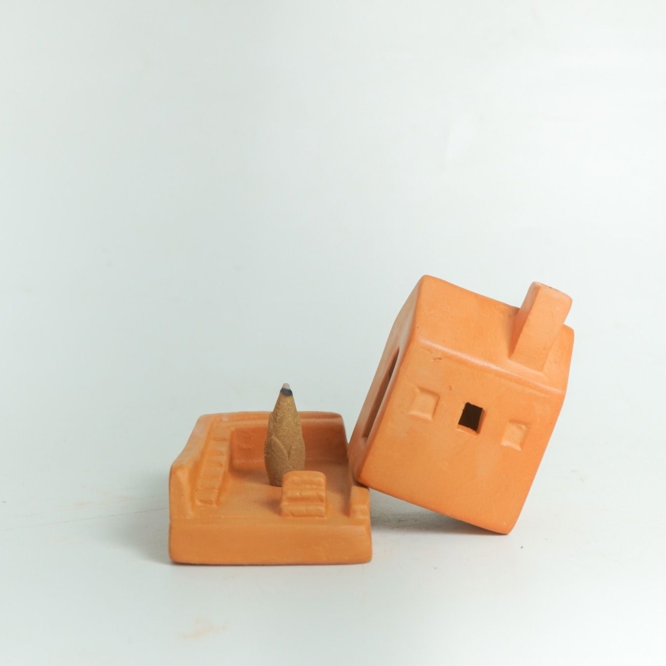  Đồ Đốt Trầm Hương Đất Nung - Hình Ngôi Nhà - TH10 