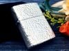 BẬT LỬA ZIPPO BẠC ĐÚC NGUYÊN KHỐI STERLING CHỦ ĐỀ VÂN GÕ BÚA 5 MẶT NĂM 2001 ZB8