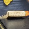 BẬT LỬA ZIPPO BRASS TẦU CHIẾN ĐỜI LA MÃ XI NĂM 1995 ZL107