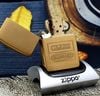 BẬT LỬA ZIPPO BRASS CHU NIÊN 32-84 ĂN MÒN CHỦ ĐỀ GLARK 1984 ZL226