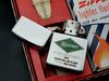 SET BẬT LỬA ZIPPO BÌNH XĂNG VỈ ĐÁ CỔ 1954 ( BÌNH XĂNG CHƯA MỞ) ZS14