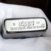 BẬT LỬA ZIPPO ARMOR VỎ DẦY TRẮNG BÓNG Z256