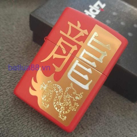 Bật Lửa Zippo 48769 – Zippo Year of the Dragon 2024 Red Matte Z329