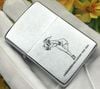 BẬT LỬA ZIPPO BẢN THỬ NGHIỆM 50 NĂM THÀNH LẬP HÃNG 1932-1982. SẢN XUẤT NĂM 1981, BẢN MẪU THỬ NGHIỆM KHÔNG SẢN XUẤT RA THỊ TRƯƠNG, RẤT HIẾM.  ZQH12