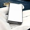 SET BẬT LỬA ZIPPO MÓC KHÓA, EMBLEM LOGO ZIPPO Ô TÔ NHÀ MÁY ZIPPO ĐỜI XIV SẢN XUẤT NĂM 1998 - ZS27