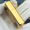 BẬT LỬA ZIPPO MẠ VÀNG HOA VĂN KHẢM XÀ CỪ ( KHẢM TRAI) LA BÀN TÁM PHƯƠNG BỐN HƯỚNG ZN79