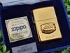 BẬT LỬA ZIPPO CHU NIÊN 1932-1991 MẠ VÀNG EMBLEM LOGO ZIPPO BẢN LIMITED GIỚI HẠN 1000 CHIẾC RẤT HIẾM NĂM 1991 ZL246