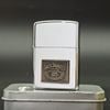 BẬT LỬA ZIPPO CHROME BÓNG EMBLEM HÃNG RƯỢU JACK DANIELS ĐỜI IX NĂM 1993 ZL214