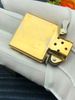 BẬT LỬA ZIPPO BRASS MẠ VÀNG CHÂN DUNG ĐẠI BÀNG ĐỜI XI NĂM 1995 ZL146