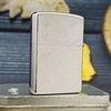 BẬT LỬA ZIPPO CHROME BÓNG SƠN HẤP NHIỆT CHỦ ĐỀ NƯỚC MỸ TRONG QUẢ TÁO ĐỎ NĂM 2008 Z76
