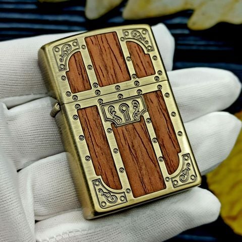 BẬT LỬA XĂNG ĐÁ ỐP GỖ CÁNH CỬA ZO17 SỬ DỤNG XĂNG BẬT LỬA ZIPPO