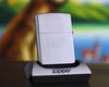 BẬT LỬA ZIPPO CHROME BÓNG SƠN HẤP NHIỆT CHỦ ĐỀ ĐẦU MÁY XE LỬA ĐỜI XVI NĂM 2000 ZL56