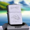 BẬT LỬA ZIPPO CHROME BÓNG CHỦ ĐỀ WILD WEST MŨ DÂY CAO BỒI ĐỜI VIII NĂM 1992 ZL14
