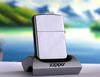 BẬT LỬA ZIPPO CHROME BÓNG CHỦ ĐỀ WILD WEST MŨ DÂY CAO BỒI ĐỜI VIII NĂM 1992 ZL14