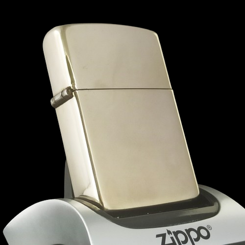 Bật Lửa Zippo Cổ 3 Chấu Vỏ Ruột Niken ( full Nikel ) Đời Mộc Đáy 3 Hàng Chữ Năm 1946 Đã Qua Sử Dụng Cực Hiếm ZQHU68