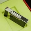 D174 -  Bật Lửa Dupont Sơn Mài Đen Viền Trắng