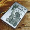 BẬT LỬA ZIPPO SATIN SƠN HẤP NHIỆT CHỦ ĐỀ NỮ THẦN TỰ DO 2001 Z103