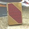 BẬT LỬA ZIPPO BRASS HOA VĂN SƠN ĐỎ NĂM 2015 Z17