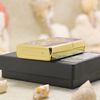BẬT LỬA ZIPPO USA XUẤT NHẬT KHẢM XÀ CỪ MÈO CHIÊU TÀI MAY MẮN MẠ VÀNG BÓNG NỀN TÍM  - ZN94