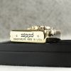 BẬT LỬA ZIPPO USA XUẤT NHẬT MẠ VÀNG NGỰA NỔI NỀN CAFE SANG TRỌNG - ZN95