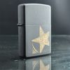 BẬT LỬA ZIPPO SƠN TĨNH ĐIỆN CHỦ ĐỀ NGÔI SAO  ĐỜI XIV LA MÃ NĂM 1998 ZL112