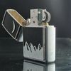 BẬT LỬA ZIPPO EMBLEM MARLBORO ÁNH TRĂNG ĐỜI XVI LA MÃ NĂM 2000 ZL115