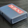BẬT LỬA ZIPPO SƠN TĨNH ĐIỆN CHỦ ĐỀ DORAL ĐỜI XIII NĂM 1997 ZL217