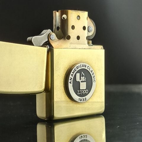 BẬT LỬA ZIPPO BRASS EMBLEM LOGO ZIPPO ĐỜI VIII NĂM 1992 ZL242