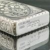 BẬT LỬA ZIPPO BẠC ĐÚC NGUYÊN KHỐI STERLING KHẮC THỦ CÔNG SỦI TAY HOA VĂN KÍN 5 MẶT SẢN XUẤT NĂM 2005 - ZBU49