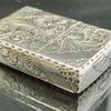 BẬT LỬA ZIPPO BẠC ĐÚC NGUYÊN KHỐI STERLING KHẮC THỦ CÔNG SỦI TAY HOA VĂN KÍN 5 MẶT SẢN XUẤT NĂM 1999 - ZBU51