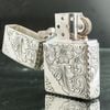 BẬT LỬA ZIPPO BẠC ĐÚC NGUYÊN KHỐI STERLING KHẮC THỦ CÔNG SỦI TAY HOA VĂN KÍN 5 MẶT SẢN XUẤT NĂM 1999 - ZBU51