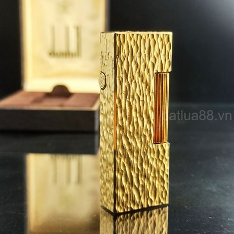 Bật Lửa Dunhill Bọc Vàng Vân Gõ Búa DH94