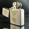 Bật Lửa Zippo Used Họa Tiết Thổ Cẩm Đắp Nổi Bạc Vàng Rất Hiếm Đời V La Mã Năm 1989 ZQHU8