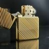 Bật Lửa Zippo Mạ Vàng Gold Plated Cổ Vân Xéo Đời 1 Vạch Sắc Năm 1981 ZQH45