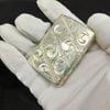 BẬT LỬA ZIPPO BẠC ĐÚC NGUYÊN KHỐI STERLING SỦI TAY HOA VĂN THỦ CÔNG NĂM 1992 ZBU67