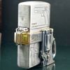 BẬT LỬA ZIPPO MẠ BẠC LUPIN ĐẾ SÚNG CỰC ĐỘC ĐẸP ĐỜI XVI LA MÃ NĂM 2000 ZL319