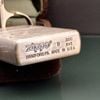 BẬT LỬA ZIPPO MẠ BẠC LUPIN ĐẾ SÚNG CỰC ĐỘC ĐẸP ĐỜI XVI LA MÃ NĂM 2000 ZL319